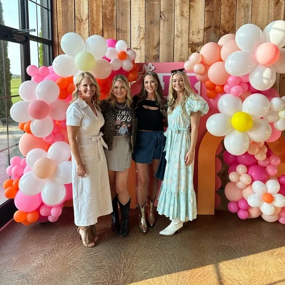 Love Shack Fancy - Target line. Size 4 - Picture 2 of 2